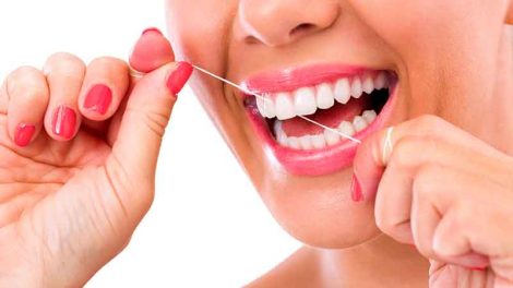هر آنچه که باید درباره نخ دندان بدانید
