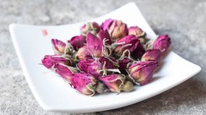 با 6 خاصیت درمانی دمنوش گل سرخ آشنا شوید