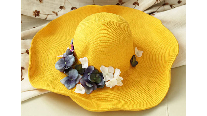 مدل کلاه زرد گل دار
